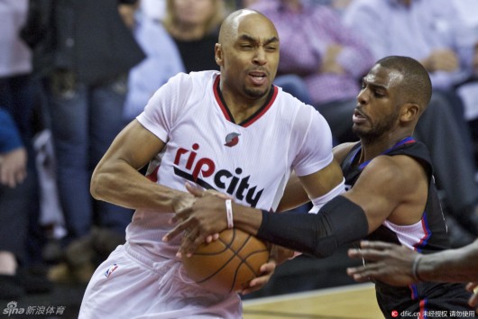 条美妙的弧 条美妙的弧