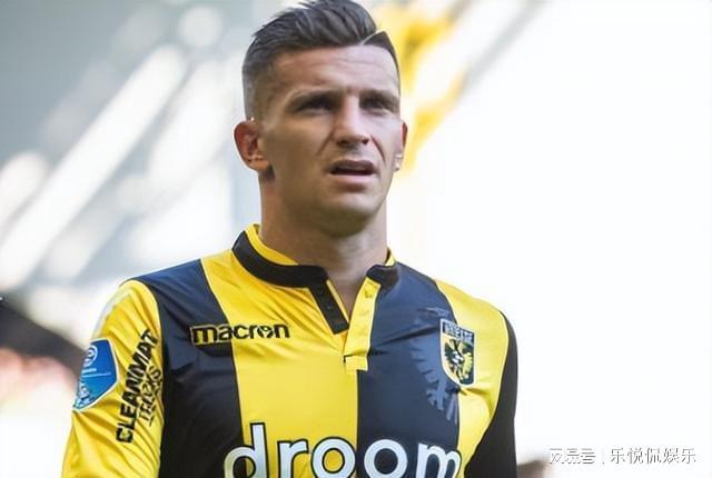 由鹈鹕主场 由鹈鹕主场